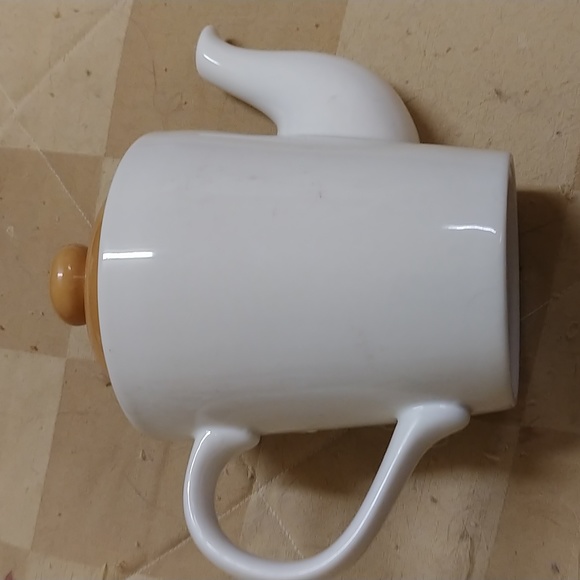 Tim Hortons china teapot - Picture 2 of 4